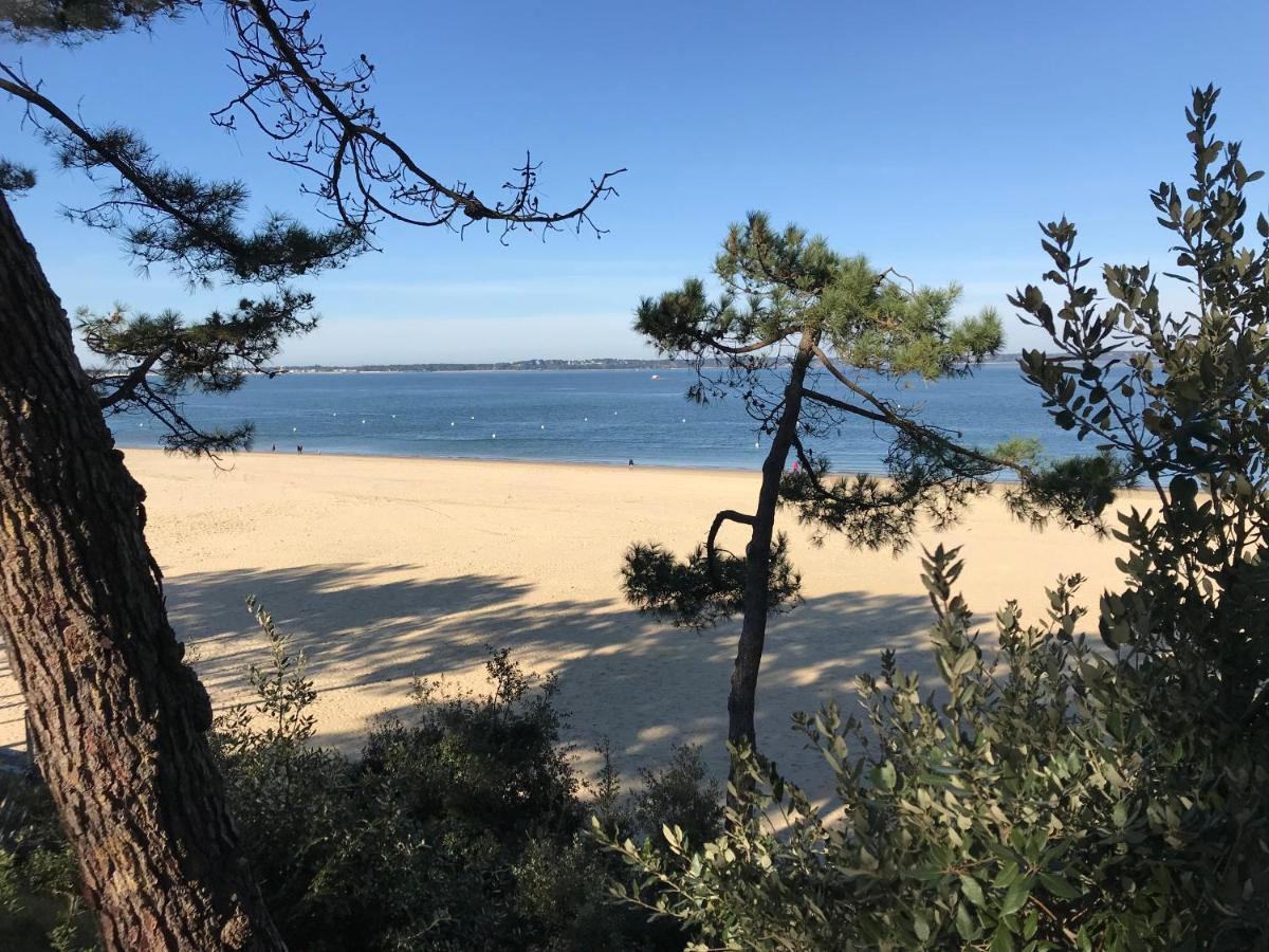 Appartement les pieds dans l eau accès direct plage Pereire, Parking gratuit ,WIFI Arcachon Extérieur photo